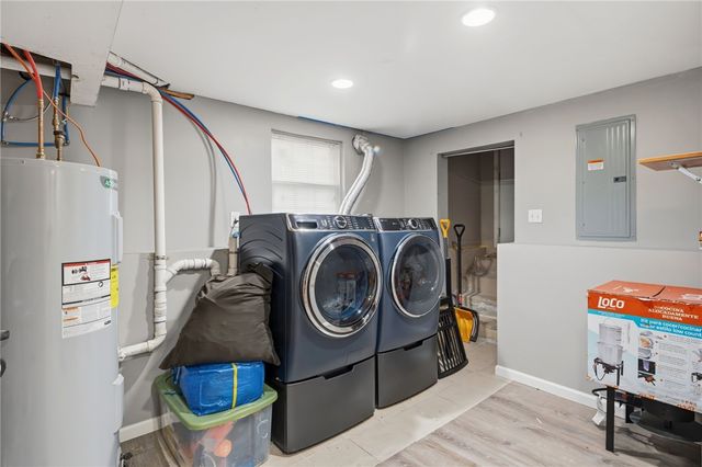 135 Seamans Street 1, Providence, RI 02908