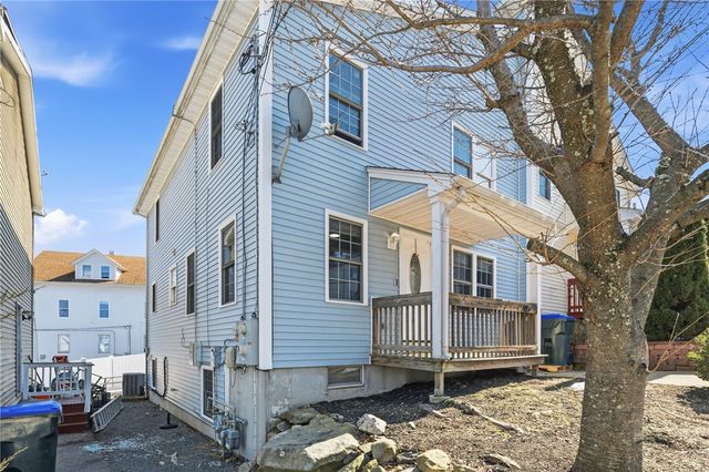 135 Seamans Street 1, Providence, RI 02908