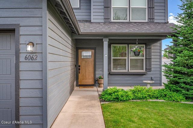 6062 W Lofty Ridge St, Rathdrum, ID 83858