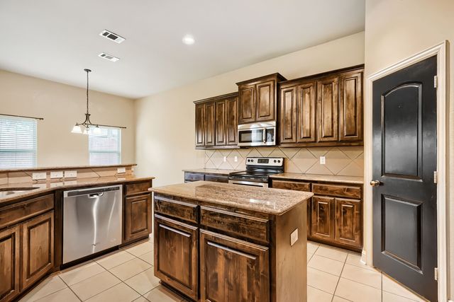 126 Fox Hollow Boulevard, Forney, TX 75126