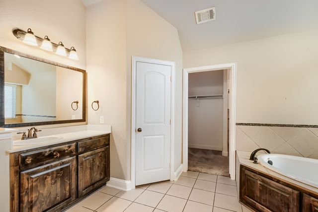 126 Fox Hollow Boulevard, Forney, TX 75126