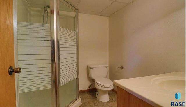 1909 S Cardinal Dr Drive, Sioux Falls, SD 57105