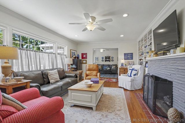 2812 E 29th Street, Tulsa, OK 74114
