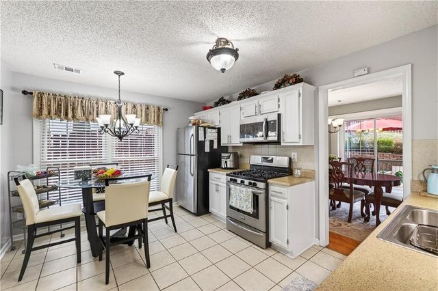 914 Wenham Lane, Lawrenceville, GA 30044