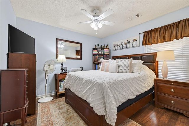 914 Wenham Lane, Lawrenceville, GA 30044
