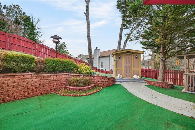 914 Wenham Lane, Lawrenceville, GA 30044