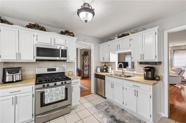 914 Wenham Lane, Lawrenceville, GA 30044