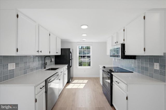13214 JASPER RD, Fairfax, VA 22033