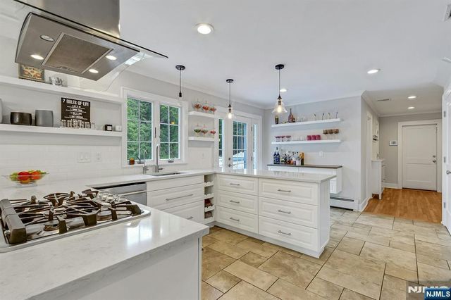 547 Ruckman Road, Closter, NJ 07624