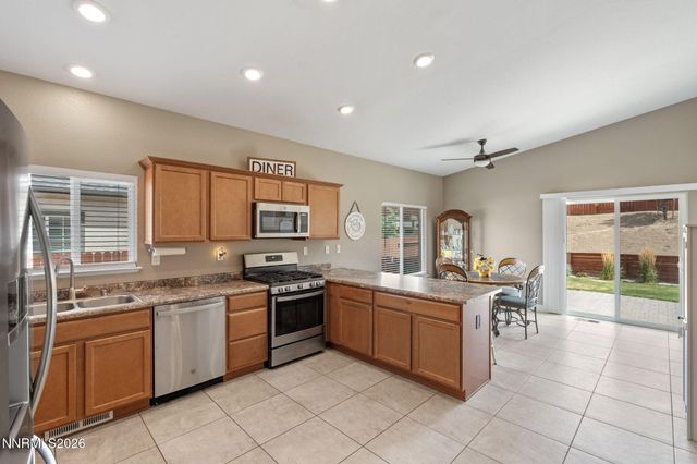 18194 Kodiak Bear Court, Reno, NV 89508