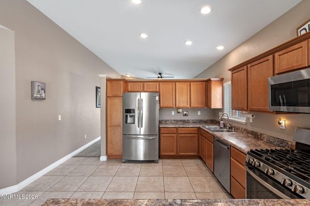 18194 Kodiak Bear Court, Reno, NV 89508