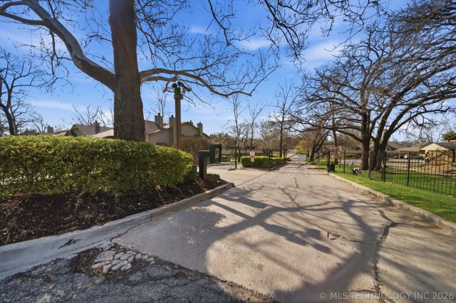 4608 E 93rd Court 19D, Tulsa, OK 74137