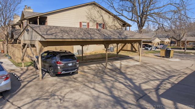 4608 E 93rd Court 19D, Tulsa, OK 74137