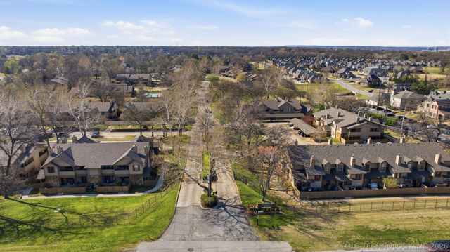 4608 E 93rd Court 19D, Tulsa, OK 74137