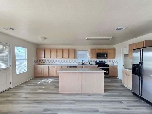 15723 Crooked Arrow Drive, Sugar Land, TX 77498