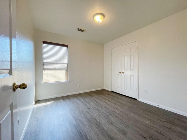 15723 Crooked Arrow Drive, Sugar Land, TX 77498