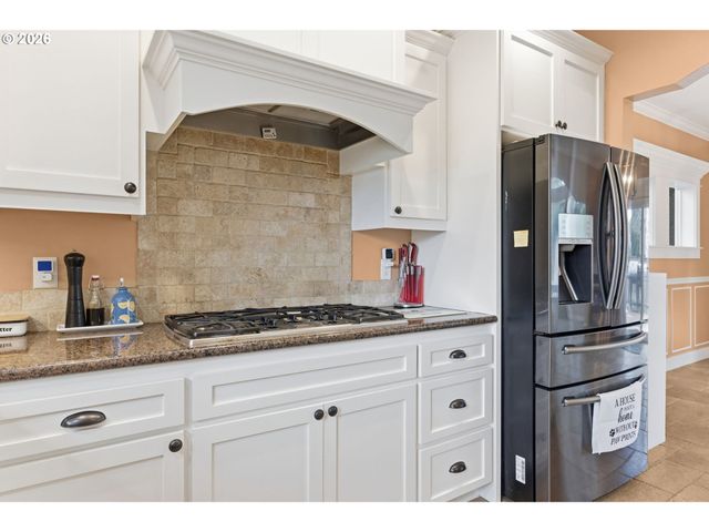 475 SALTY Way, Eugene, OR 97404