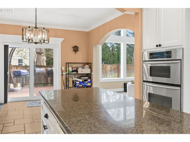 475 SALTY Way, Eugene, OR 97404