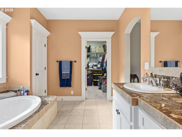 475 SALTY Way, Eugene, OR 97404