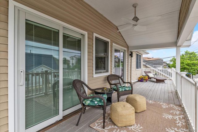 625 W Walnut Street, Long Beach, NY 11561