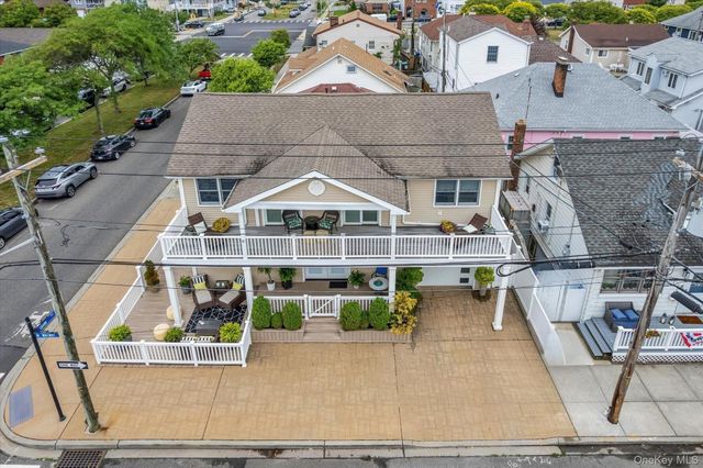 625 W Walnut Street, Long Beach, NY 11561