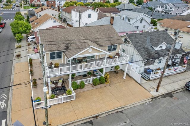 625 W Walnut Street, Long Beach, NY 11561