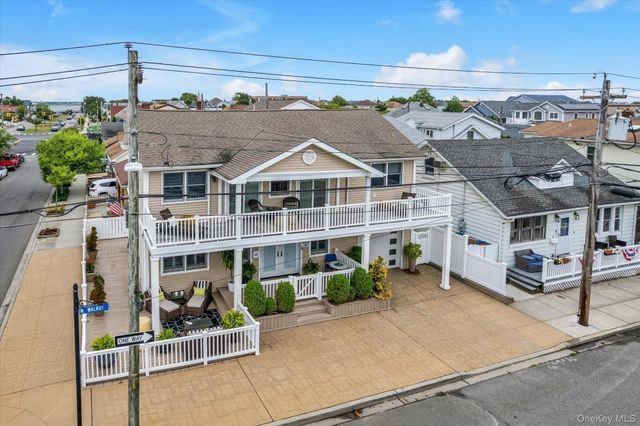 625 W Walnut Street, Long Beach, NY 11561