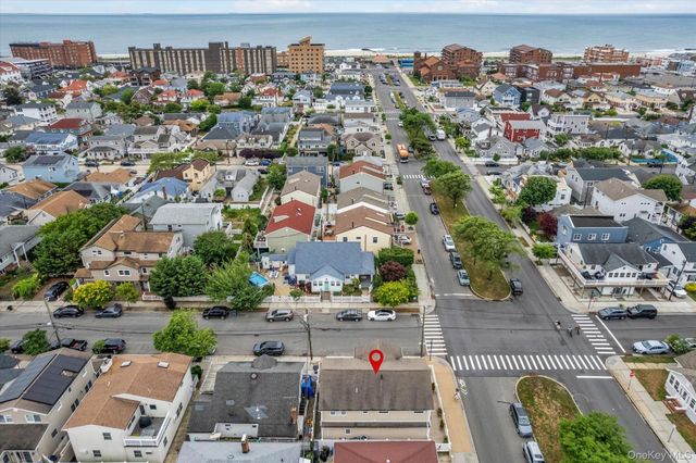 625 W Walnut Street, Long Beach, NY 11561