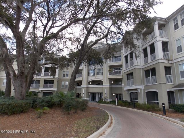 8290 GATE Parkway W 916, Jacksonville, FL 32216