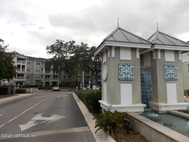 8290 GATE Parkway W 916, Jacksonville, FL 32216