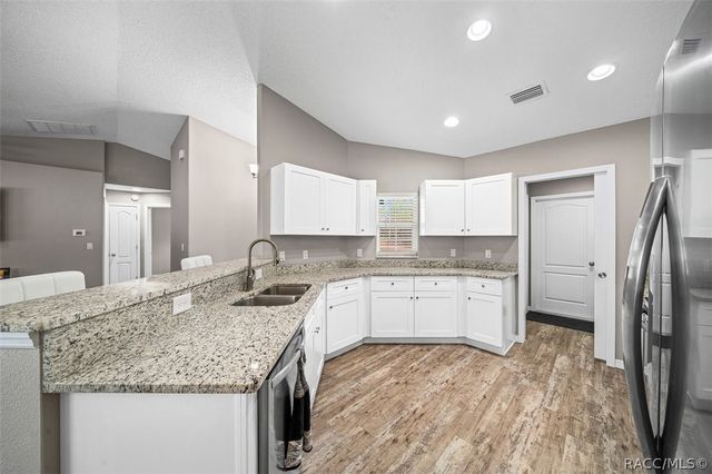 7780 N Ring Drive, Citrus Springs, FL 34434
