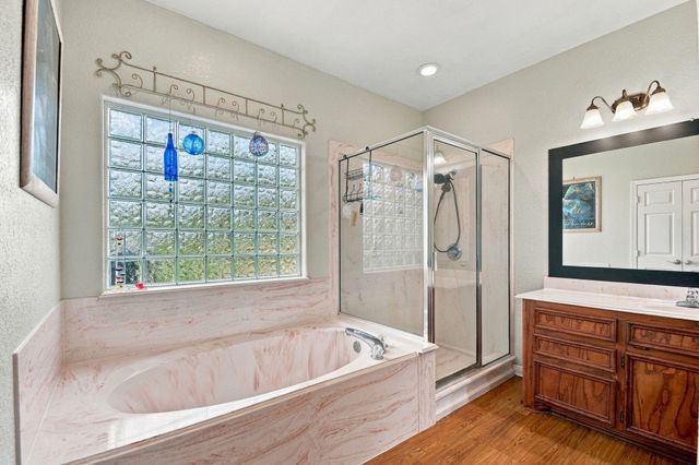 2627 Avenue L, Santa Fe, TX 77510