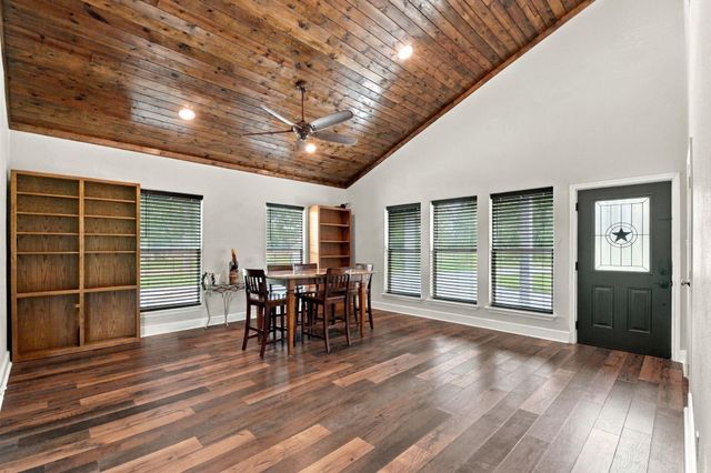 2627 Avenue L, Santa Fe, TX 77510