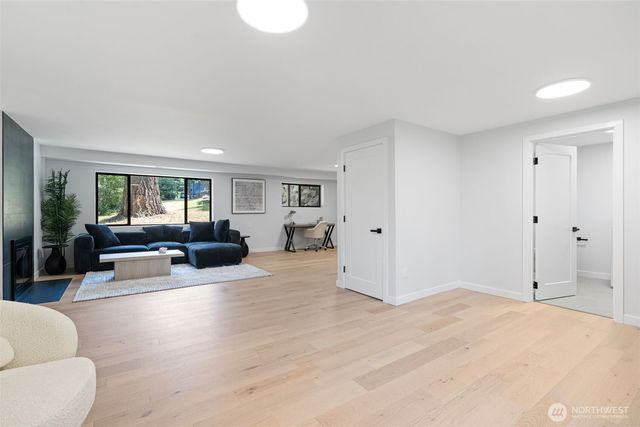 12351 SE 96th Place, Renton, WA 98056