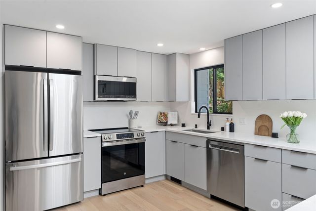 12351 SE 96th Place, Renton, WA 98056