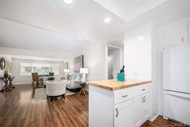 1341 Weeburn 75K, Seal Beach, CA 90740
