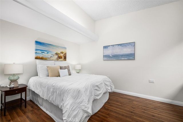 1341 Weeburn 75K, Seal Beach, CA 90740