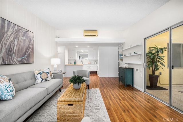 1341 Weeburn 75K, Seal Beach, CA 90740