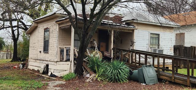 1407 E Wells Avenue, Sherman, TX 75090