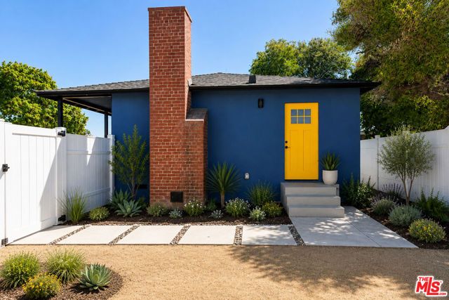 4549 Walnut Avenue, Long Beach, CA 90807