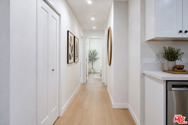 4549 Walnut Avenue, Long Beach, CA 90807