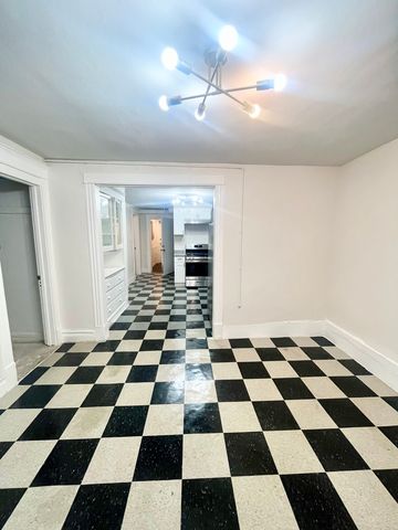 2512 S Trumbull Avenue GR, Chicago, IL 60623