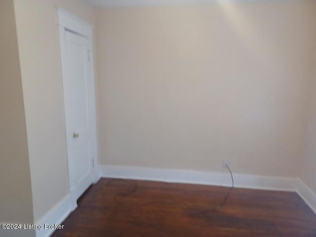 744 S 37th St, Louisville, KY 40211