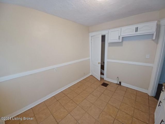 744 S 37th St, Louisville, KY 40211
