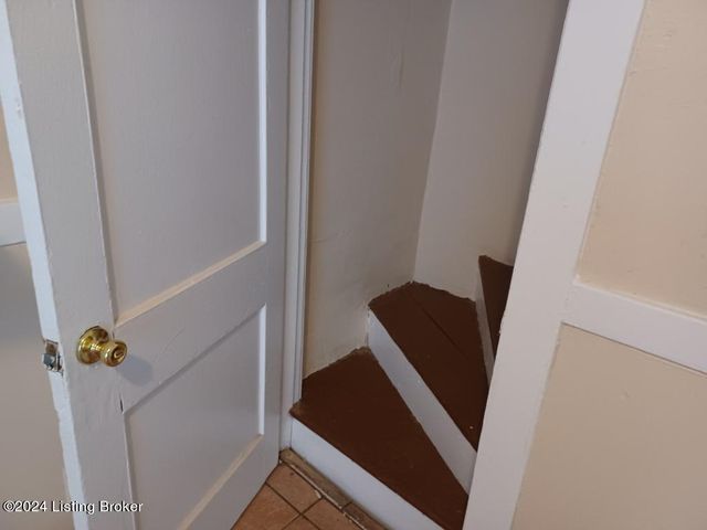 744 S 37th St, Louisville, KY 40211
