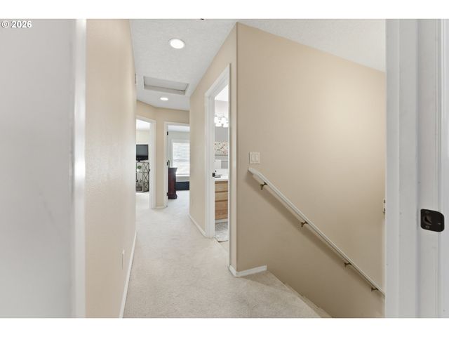 22073 Ne SHAVER Ct, Fairview, OR 97024