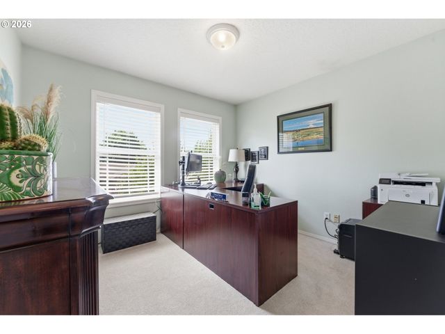 22073 Ne SHAVER Ct, Fairview, OR 97024