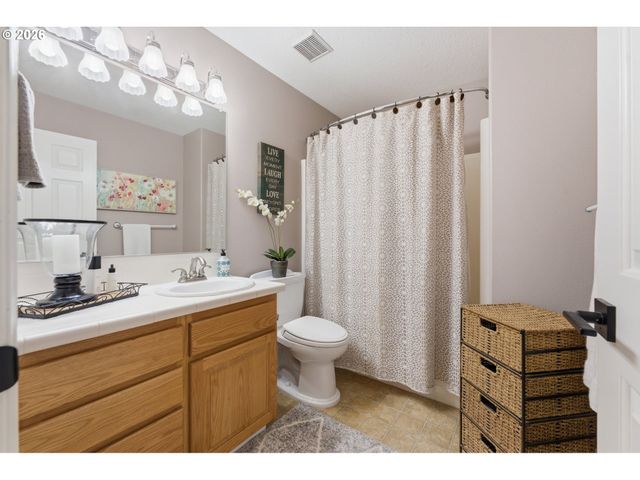 22073 Ne SHAVER Ct, Fairview, OR 97024