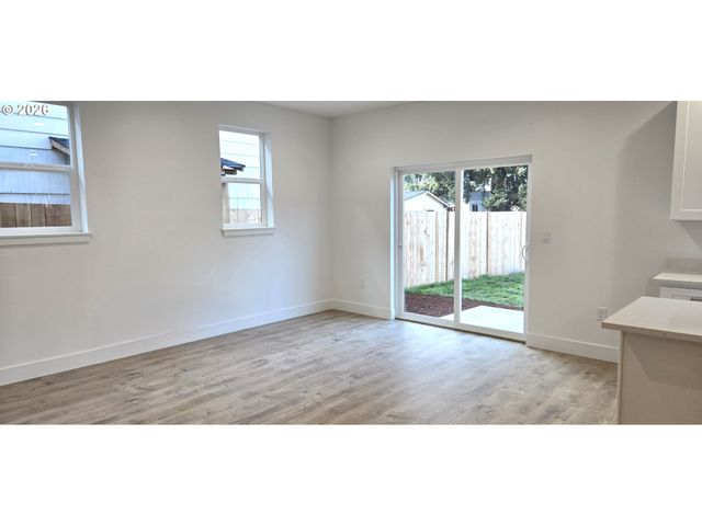 12453 Se Harold St, Portland, OR 97236