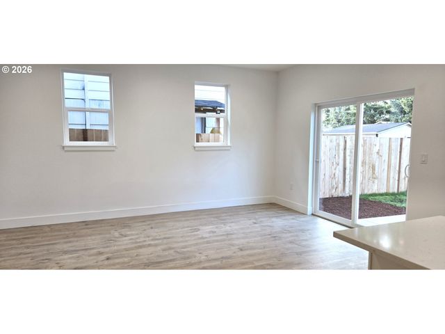 12453 Se Harold St, Portland, OR 97236